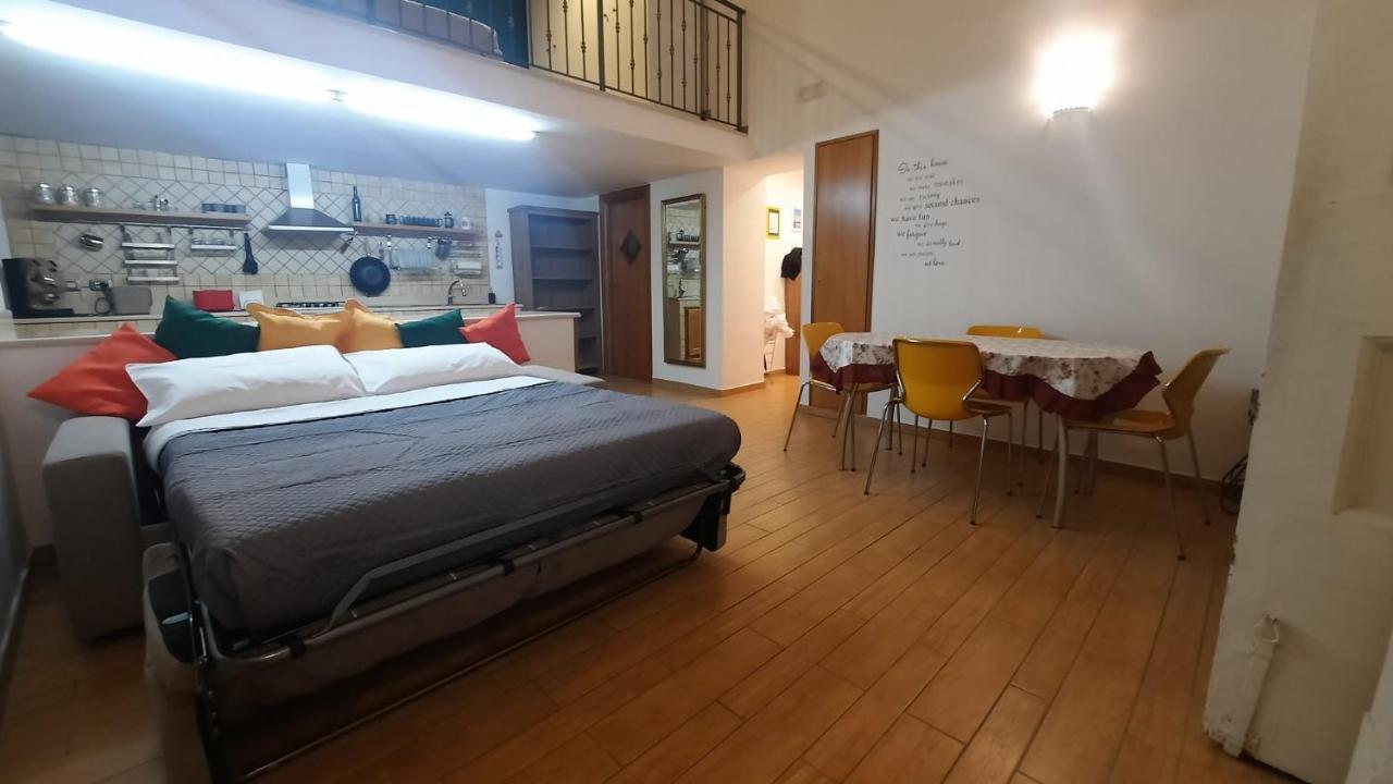White Home Quartieri Spagnoli Napoli Esterno foto