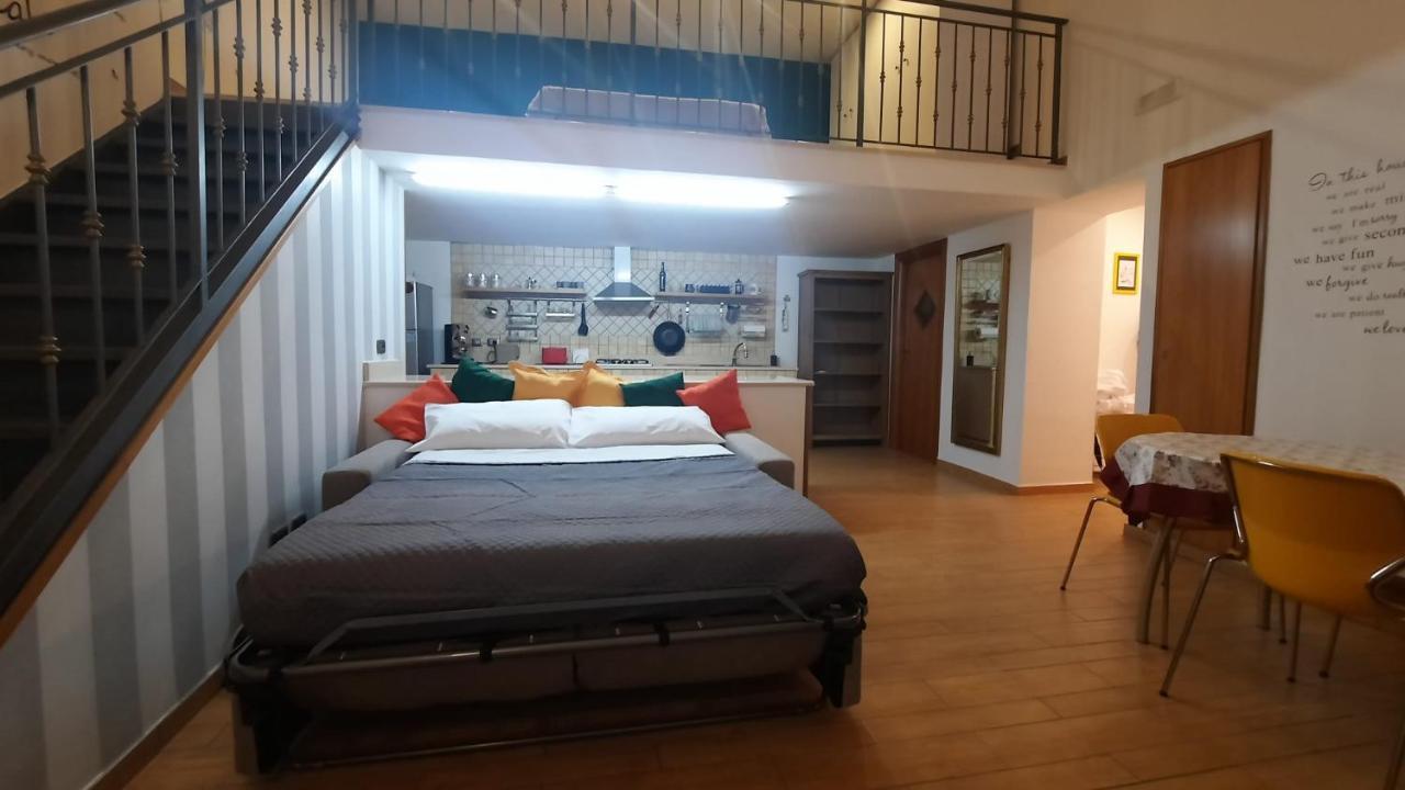 White Home Quartieri Spagnoli Napoli Esterno foto