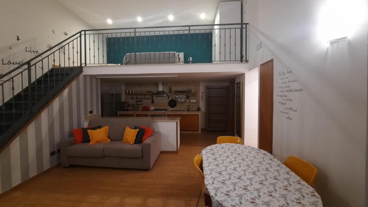 White Home Quartieri Spagnoli Napoli Esterno foto