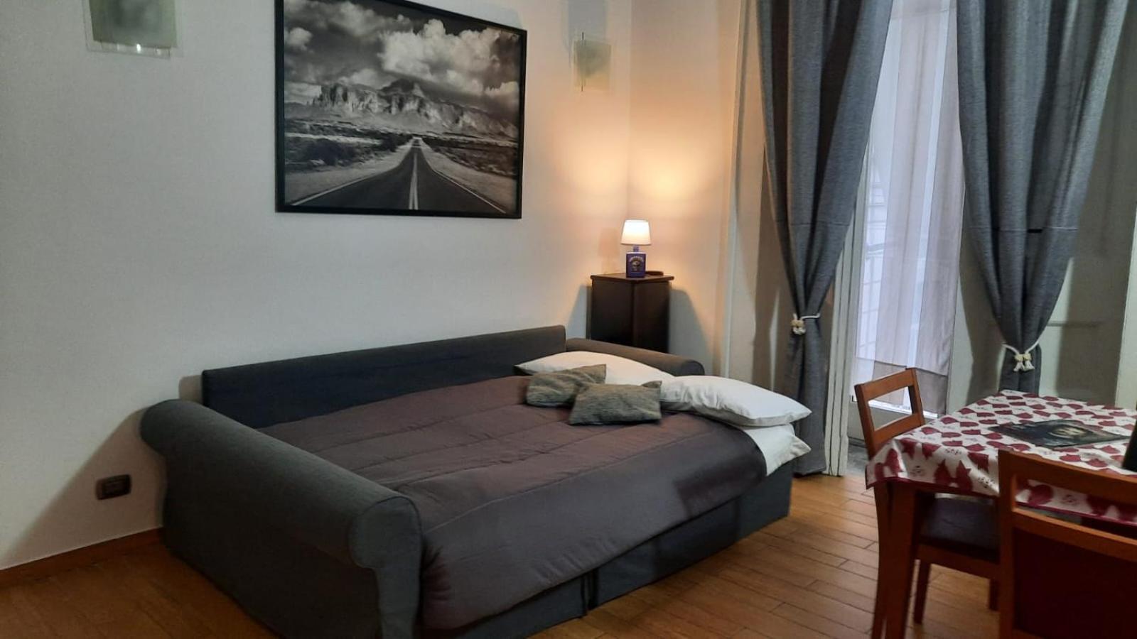 White Home Quartieri Spagnoli Napoli Esterno foto