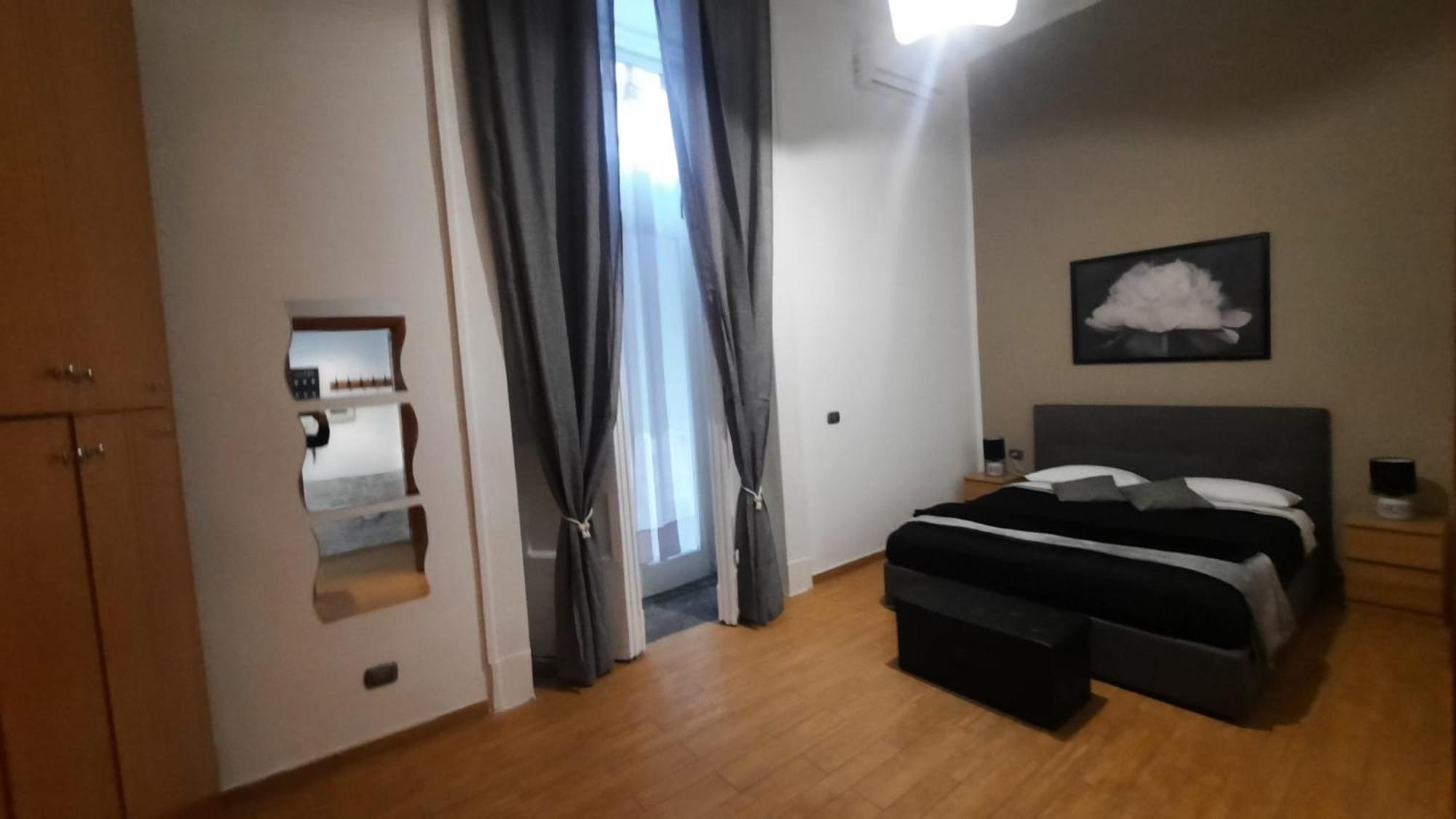White Home Quartieri Spagnoli Napoli Esterno foto